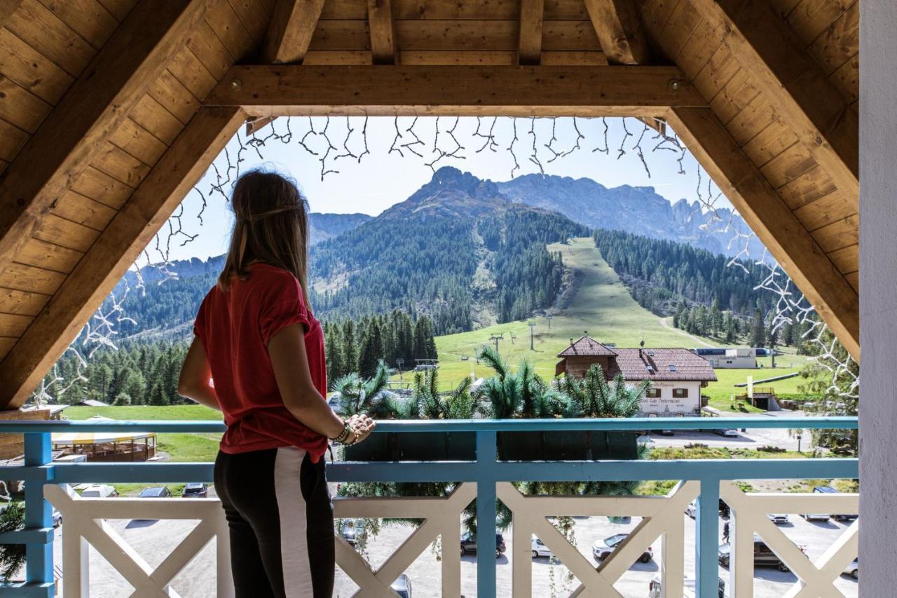 Mytime Hotels Savoy Vigo di Fassa Esterno foto